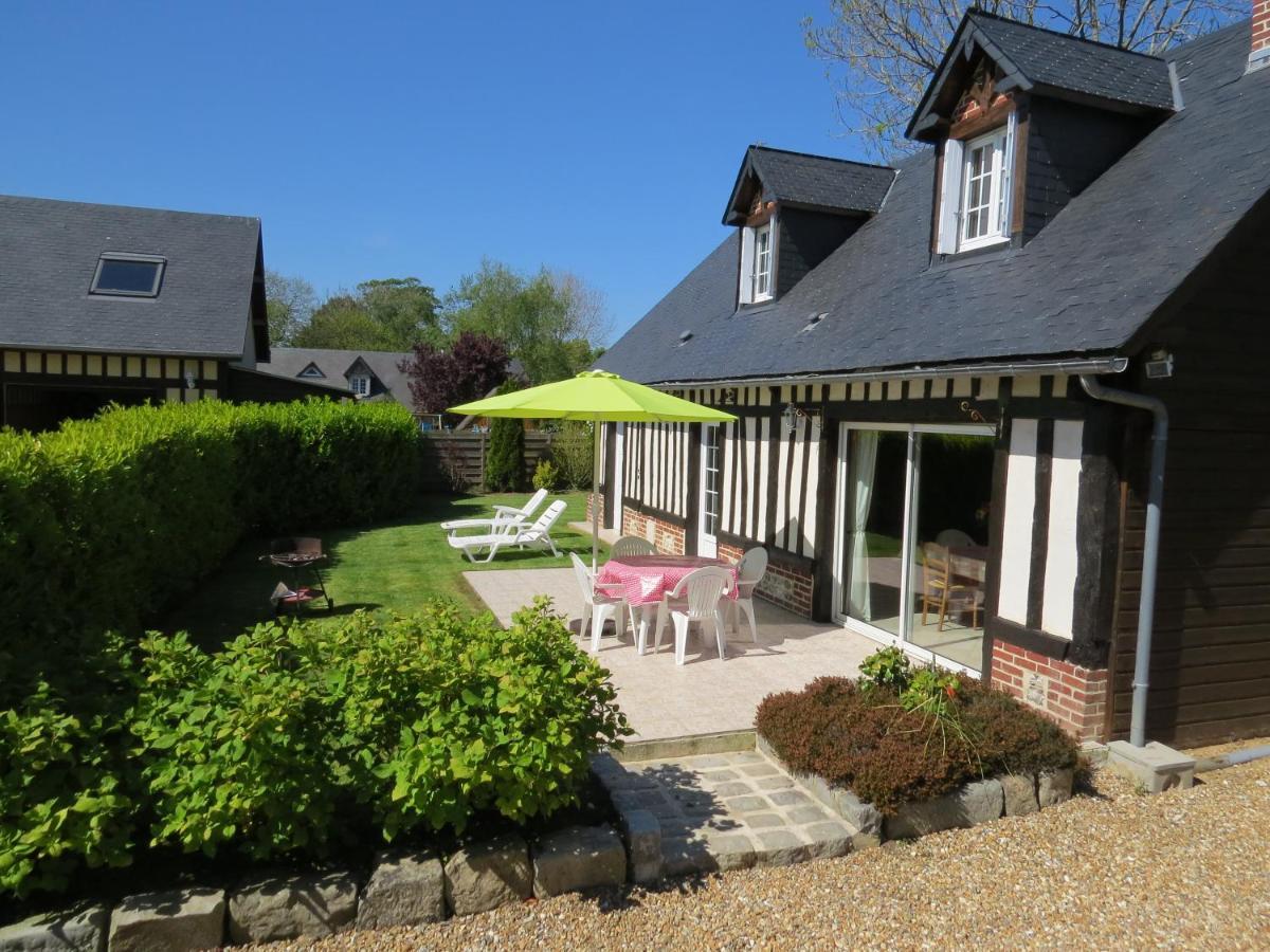 Holiday home La Charetterie *