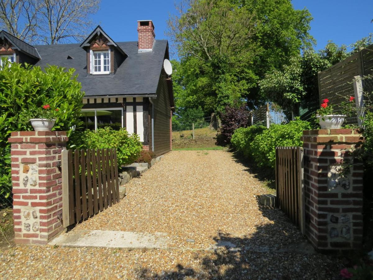 Holiday home La Charetterie *